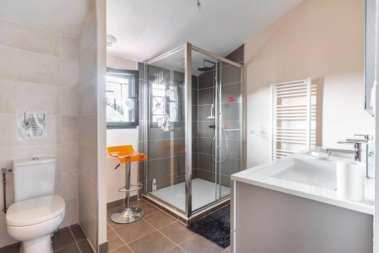 Grande Chambre Privee Avec Salle De Bain Et Wc Labarthe-sur-Leze Exterior foto