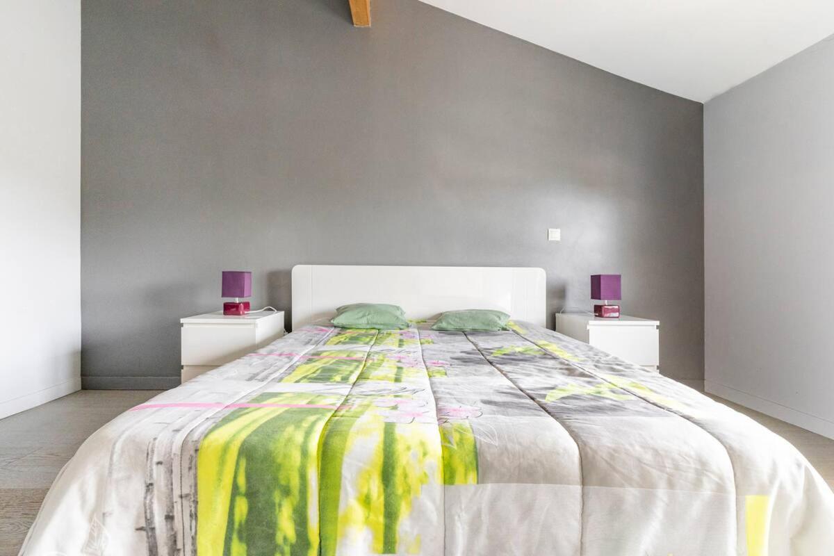 Grande Chambre Privee Avec Salle De Bain Et Wc Labarthe-sur-Leze Exterior foto